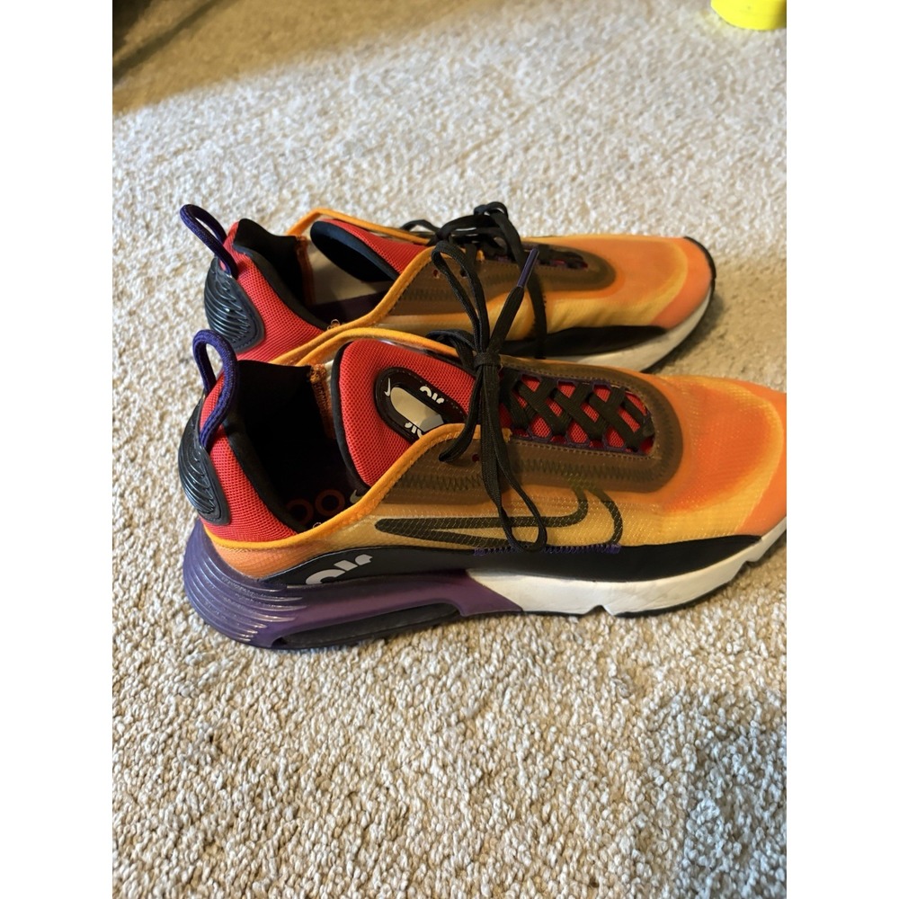 Size 10.5 - Nike Air Max 2090 Magma Orange - Picture 2 of 6